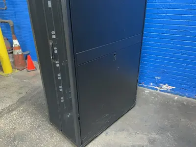 Used APC _UNKNOWN_ Cabinets Ohio US | HGR 24 #1787264