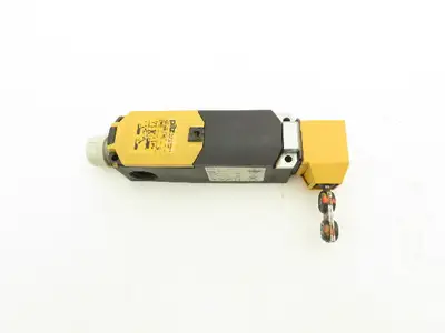 Used PILZ _UNKNOWN_ Relays & Switches Indiana US | Arrow Industrial #1408355