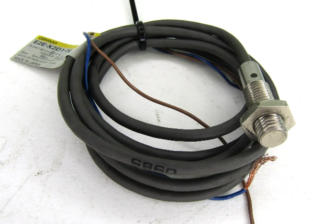 USED OMRON E2E-X2D1-N