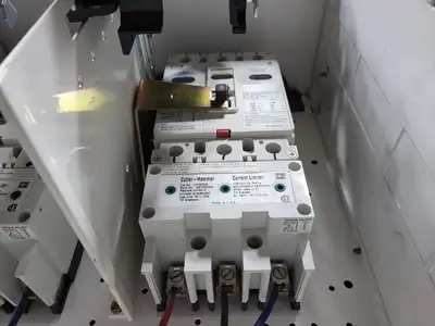 USED EATON CUTLER-HAMMER HFD3015