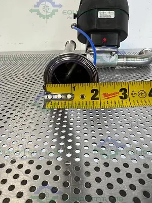 USED ITT PURE-FLO A216 4-WAY DIAPHRAGM STAINLESS STEEL VALVE W/ 1.5" SANITARY FITTING