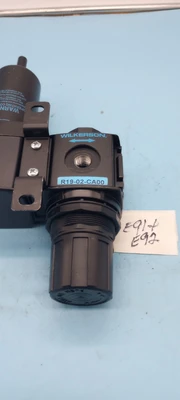 USED Wilkerson F18-02-SH00 + R19-02-CA00