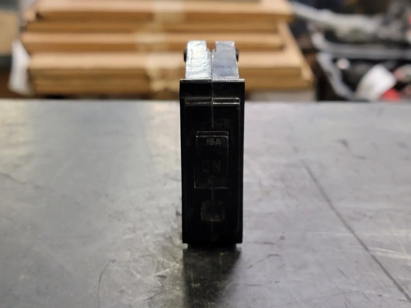 15 Amp, 1 Pole, 120 volts Circuit Breaker