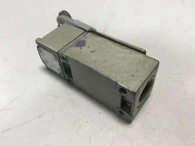 USED TELEMECANIQUE C2JK05