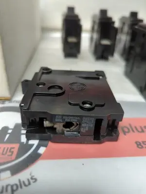 Used SIEMENS BQ1B015 Switchgears Ohio US | Surplus Asset Holdings #1185213