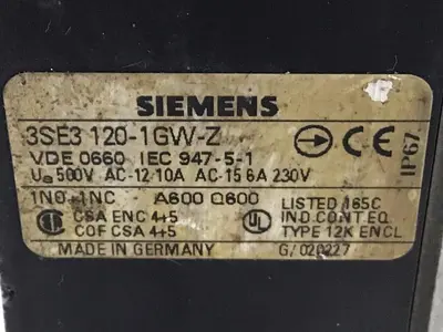 USED SIEMENS 3SE3 120-1GW-Z