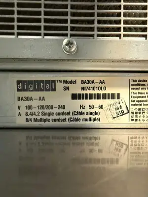 Digital Alpha Server ASVR 4100 BA30A-AA (12.6.1)