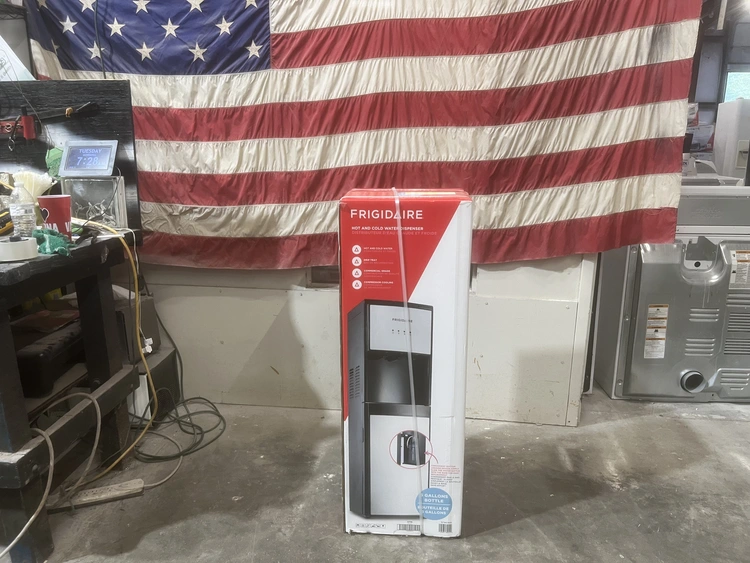 Used FRIGIDAIRE BOTTOM LOADING Beverage Dispensers Michigan US | Miedema Asset Management Group #1313590