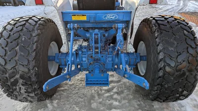 USED 1990 NEW HOLLAND 2120