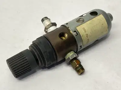 USED WILKERSON PNEUMATIC FILTER REGULATOR