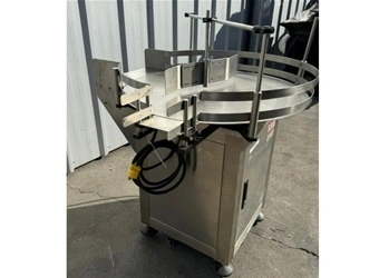 Used STAINLESS STAINLESS STEEL 36 INCH ACCUMULATION TABLES Accumulation Tables New York US | Michael Benalt Inc #1274148
