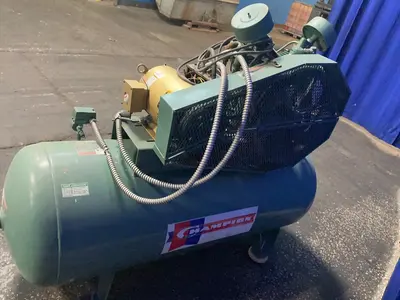 Used CHAMPION HR1012 Tank Mounted Air Compressors Ohio US | HGR 24 #1290306