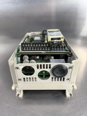 Magnetek DS314 Spec: 42P21F 3HP 3Ph Input: 380-460V 50/60Hz 5.9A (8.5.3)
