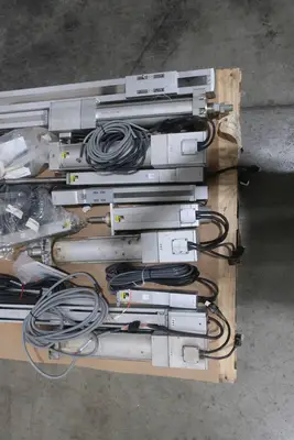 Used _UNKNOWN_ _UNKNOWN_ Linear Actuators Ohio US | Aucto #1307555