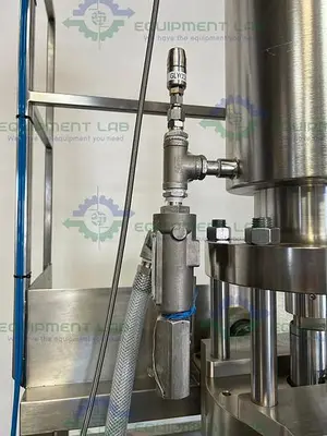 USED VARIAN L & L4006MLWJ LOAD & LOCK 6" CHROMATOGRAPHY COLUMN ON SKID W/ FEED PUMP