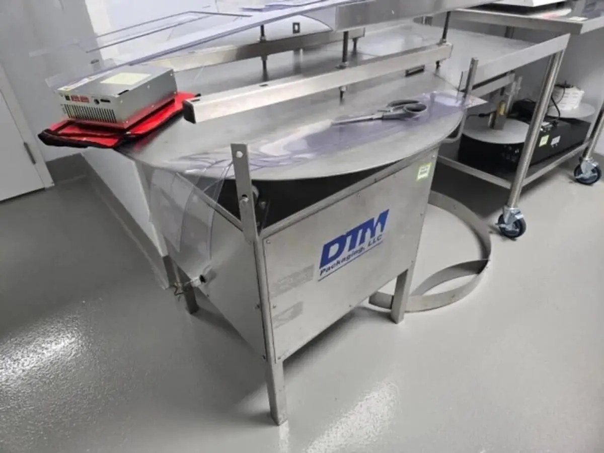 Used DTM 26” Stainless Steel Feeding Table