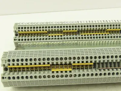 Allen Bradley 1492-J4 Terminal Block With 2 DIN Rails 600V Lot of 119