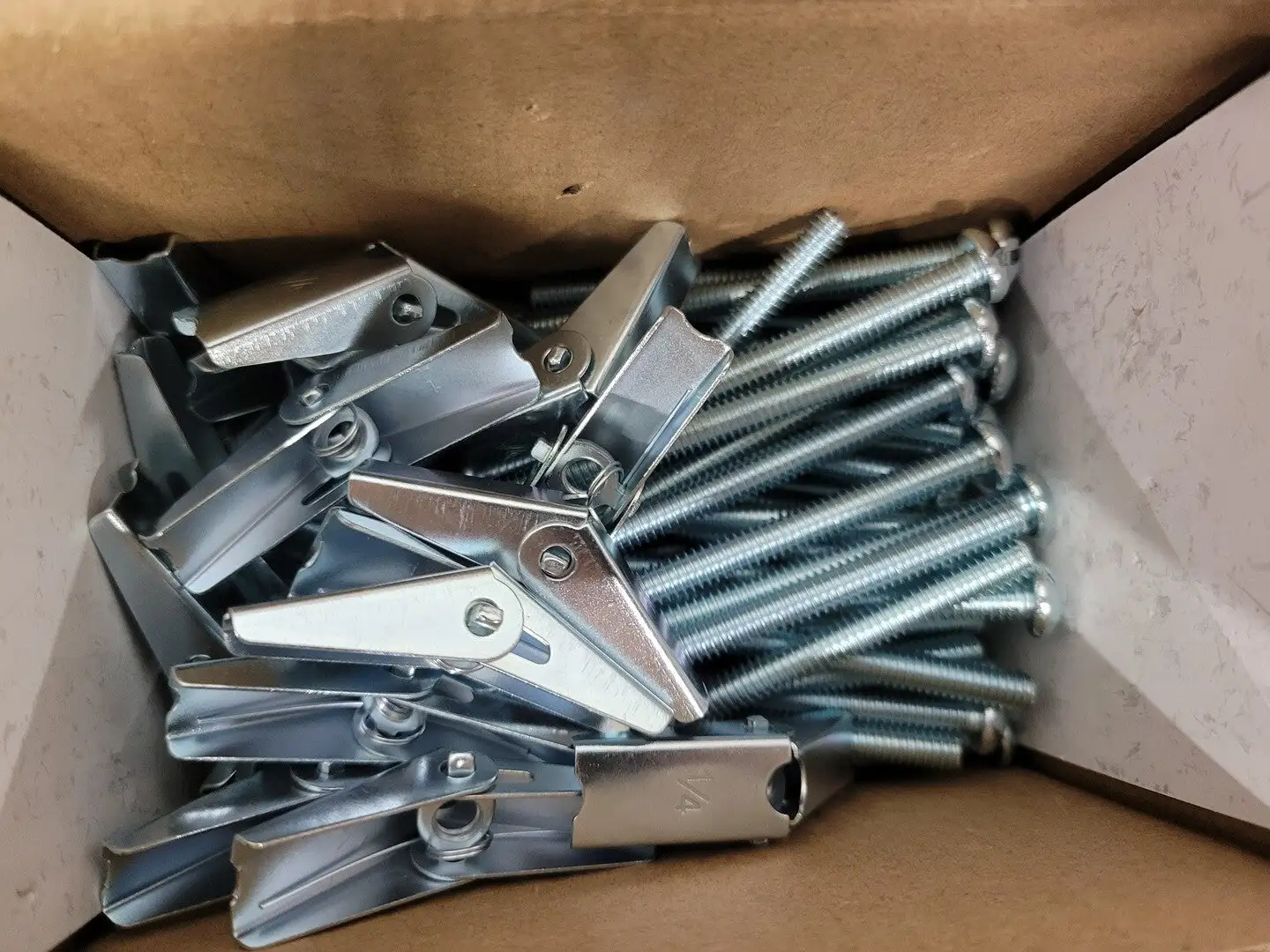 NEW POWER FASTENERS 04231C-PWR