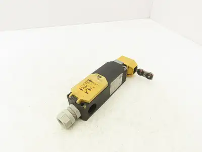 Used PILZ _UNKNOWN_ Relays & Switches Indiana US | Arrow Industrial #1408357