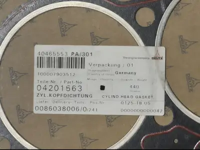NEW DEUTZ 0420-1562