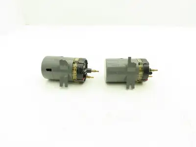 Johnson Controls EP-8000-2 Electro-Pneumatic Transducer 0-10vdc Input Lot of 2