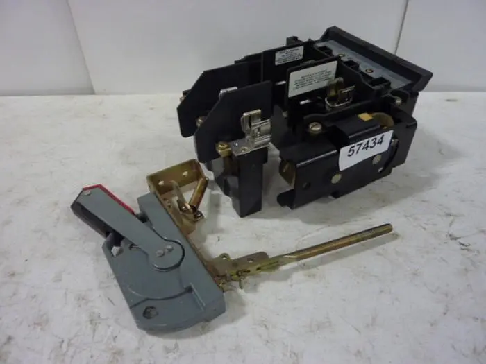 USED ALLEN BRADLEY 1494V-DS30 SER A