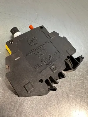 Allen Bradley 1492-GH040 SER.B 250V (4D-24)