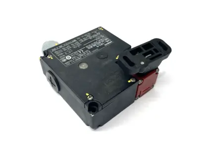 USED OMRON D4NL-1HFG-B