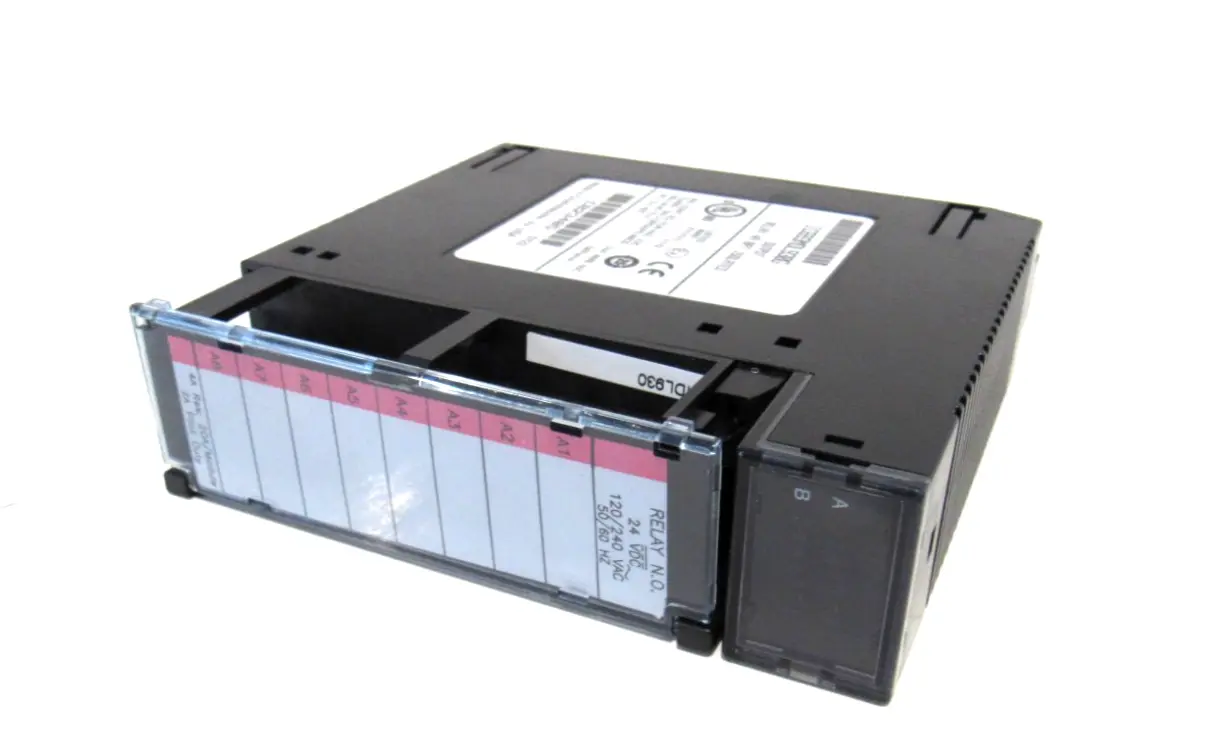 NEW GE FANUC IC693MDL930G I/O MODULE