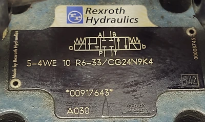 USED Rexroth 5-4WE 10 R6-33/CG24N9K4
