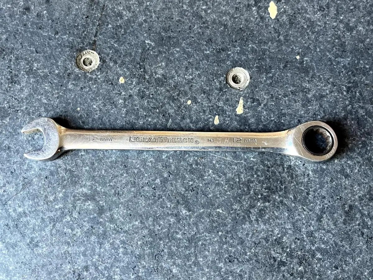USED GEARWRENCH RATCHETING WRENCH