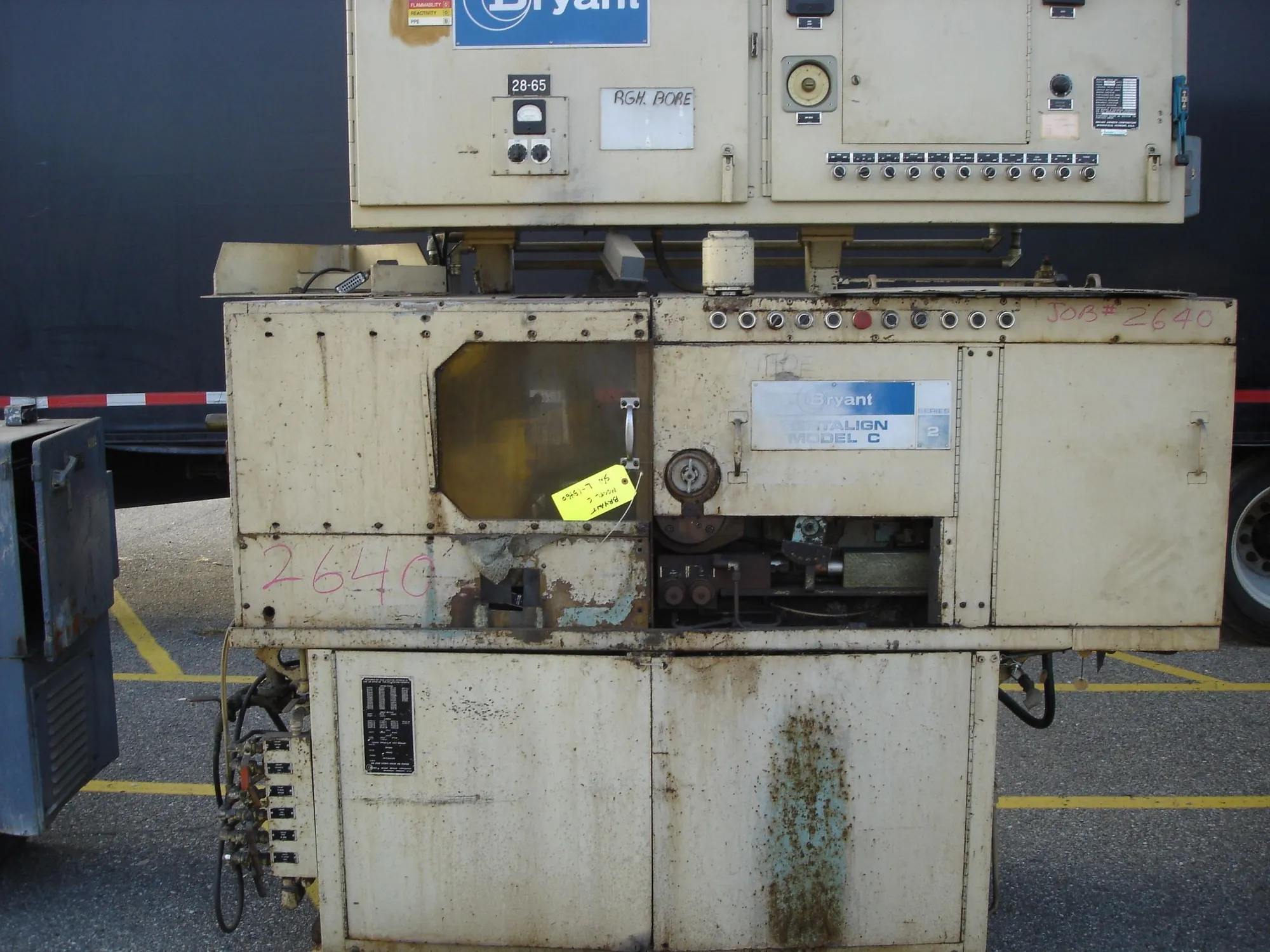 USED 1975 BRYANT C-2