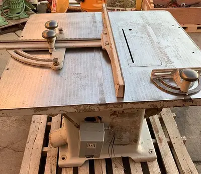 Greenlee Table Saw 5hp w/ Miter & Fence ~ 3ph ~ 240V ~ 1" Arbor