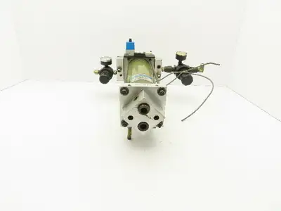 Centerline CLR-ISO-4A2-14 Pneumatic Oil Lubrication Pump 4" Fluid Cylinder