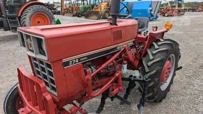 USED 1982 INTERNATIONAL 274