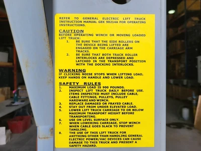 Power/Vac Switchgear Lift Truck 850 lbs