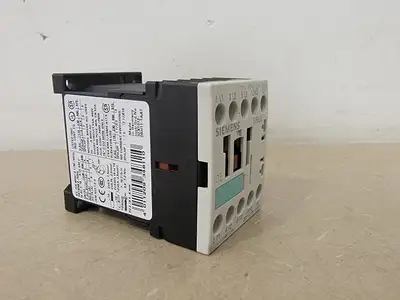 USED SIEMENS 3RT10151AK61