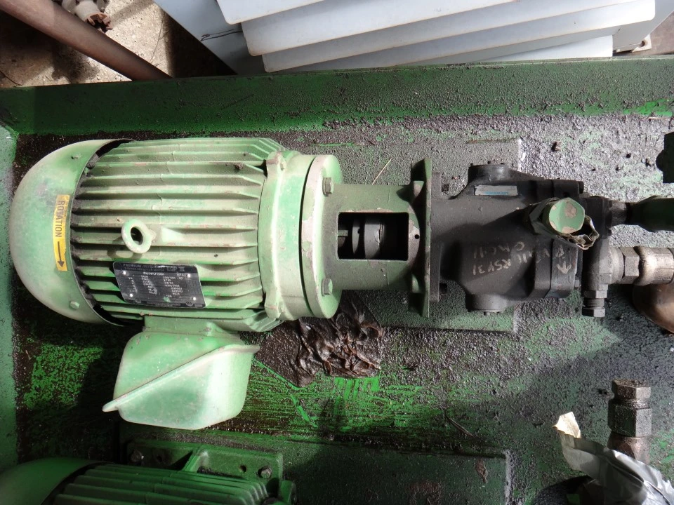 USED VICKERS #: PVB15 RSY 40