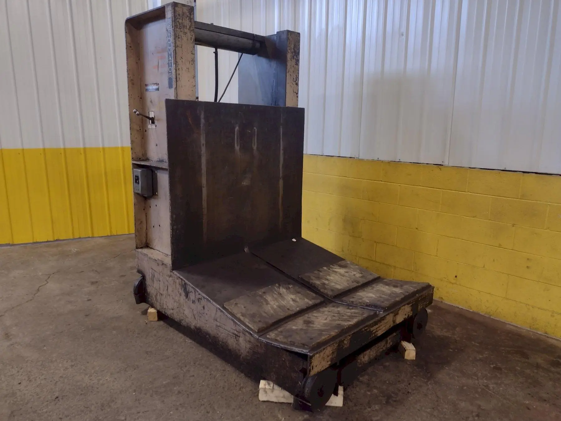 USED REVOLATOR 1979