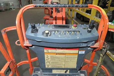 USED 2007 JLG E400A-JPN