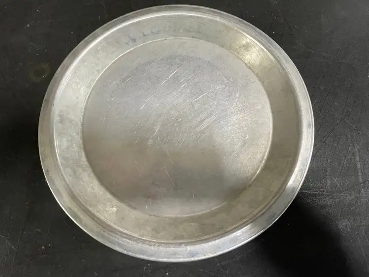 Used American Metalcraft Used American Metalcraft 1187 Aluminum Pie Pan Standard Baking Dish 9" Pans Illinois US | Falcon Restaurant Supply #1376398