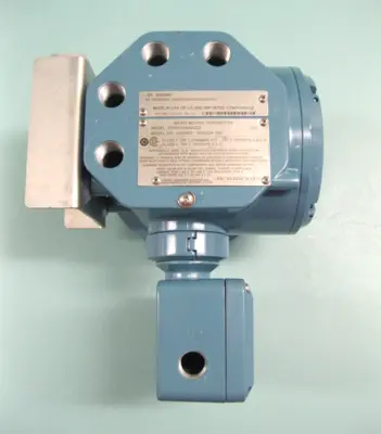 USED Micro Motion 5700 R12 ABAAZZZ AZZZAMV