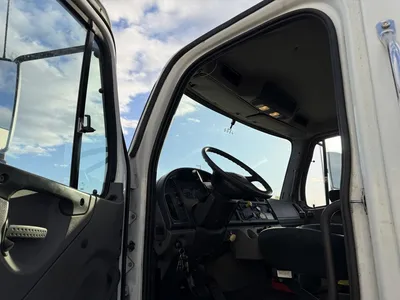Used 2013 FREIGHTLINER SWAPLOADER HOOKLIFT Hooklifts & Roll-Offs Minnesota US | Carco Truck & Equipment #1514053