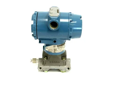 NEW ROSEMOUNT 3051-CG4A22A1AB4M5 PRESSURE TRANSMITTER 3051CG4A22A1AB4M5