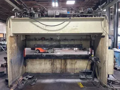PACIFIC 200-12 Press Brakes | Lion Machinery (3)