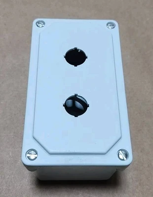 NEW Allied Moulded Products AM2PB22