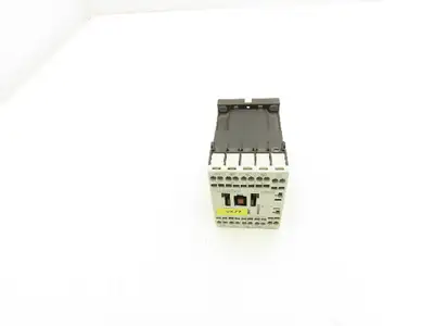 Siemens 3RH1122-2BB40 Auxiliary Contactor 600VAC 10A Lot Of 9