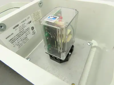Warrick Controls 16HMJ1A0 Relay Module 1NO,1NC 120vac 8 pin 6"x6"Enclosure
