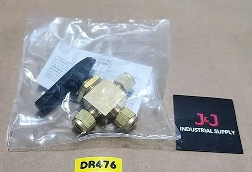 NEW Swagelok B-43XS4