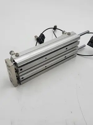 Used SMC SMC MGPL12-125Z CYL, COMPACT GUIDE, BALL BRG Pneumatic Cylinders | ND Industrial Surplus #1215860